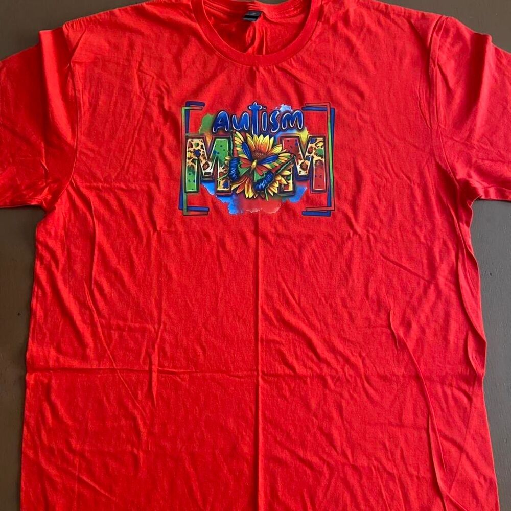 Gildan Autism mom Red T-shirt